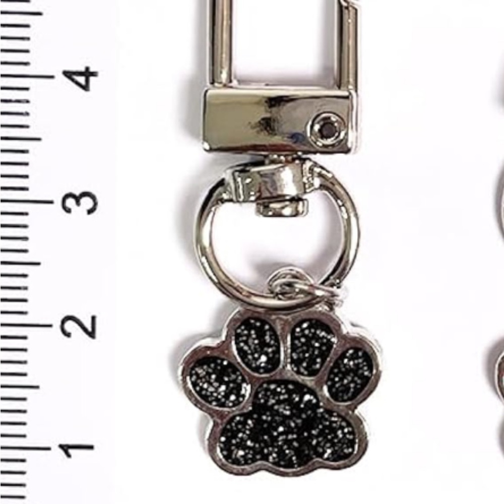 Key Chain Paw Print Women’s Bag Charm Black Car Ring Pendant Purse Backpack New - Picture 6 of 8